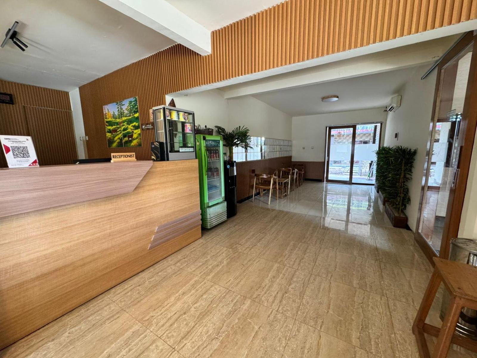 Wisma Madagaskar Palangka Raya Exterior foto