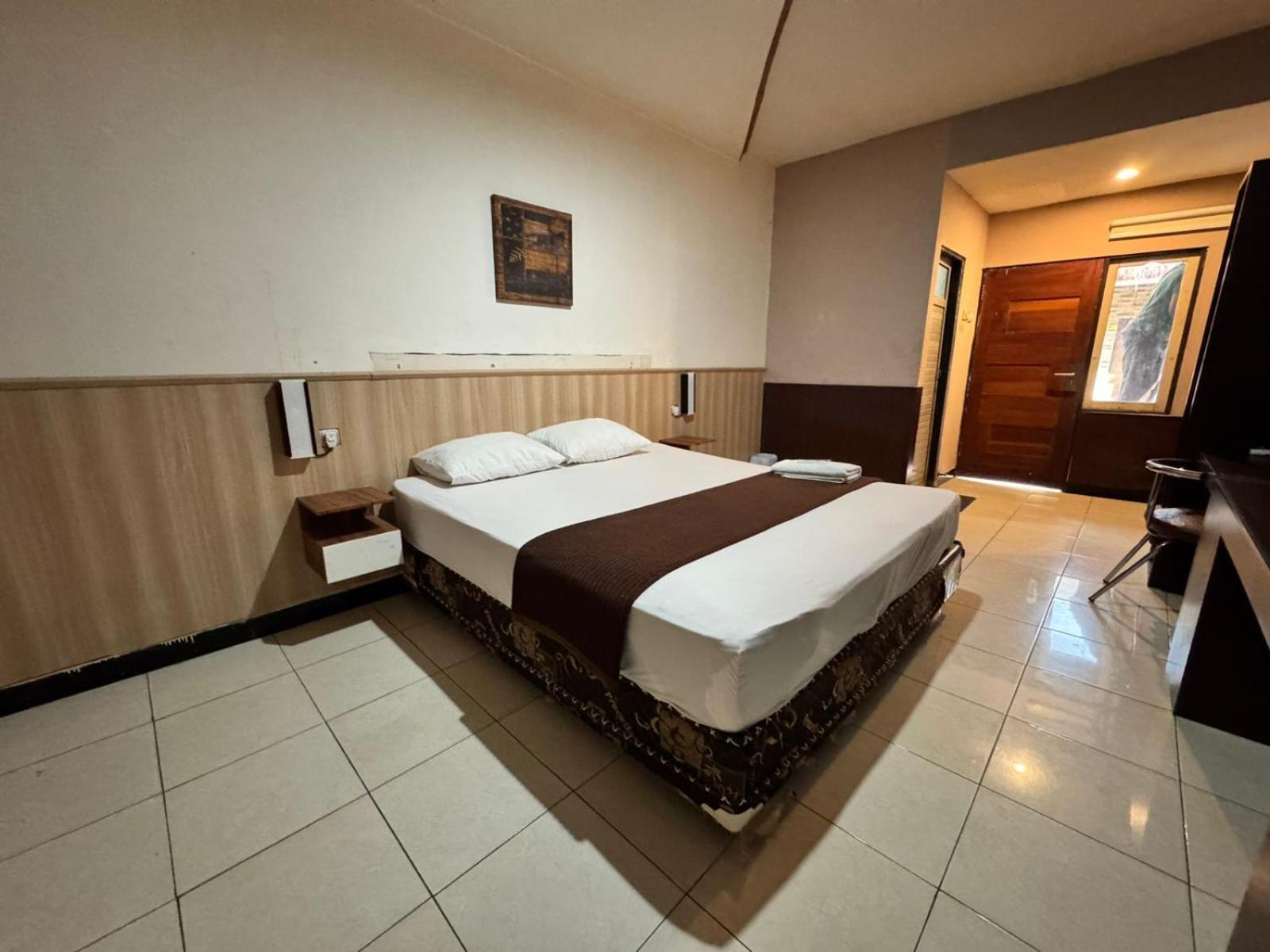 Wisma Madagaskar Palangka Raya Exterior foto